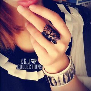 Black Finger Ring Accessory